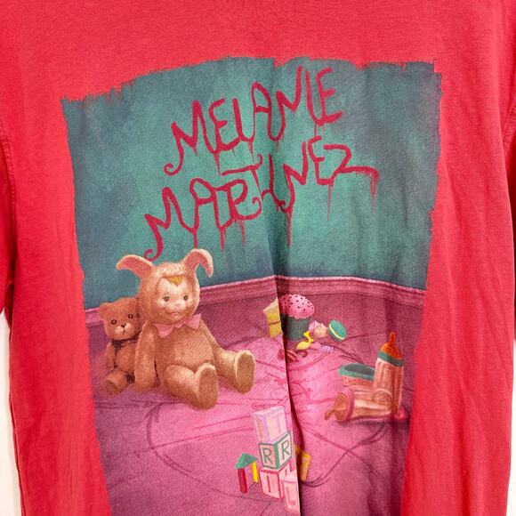 Melanie Martinez The Trilogy Tour Graphic T-Shirt Toy Tee WOMANS M - Picture 2 of 7